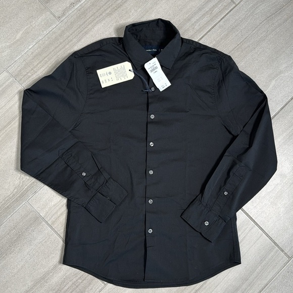 Abercrombie & Fitch Black Casual Button Down Shirt - Picture 1 of 7